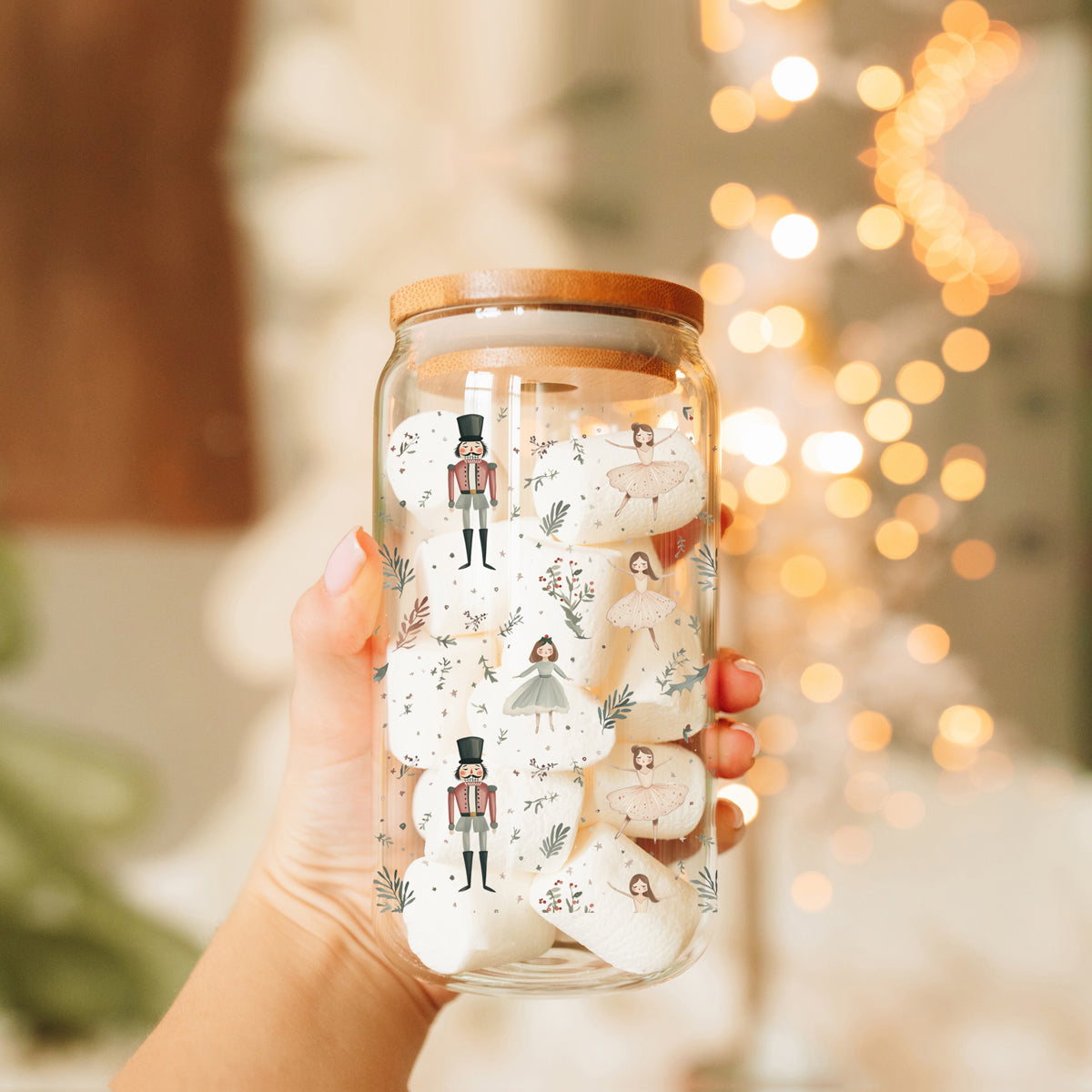 Christmas glass cup 17oz with bamboo lid - Nutcracker ballerina pastel tumbler with glass straw - Holiday drinkware gift
Nutcracker holiday coffee mug ā festive pastel glass cup for kitchen or coffee bar decor