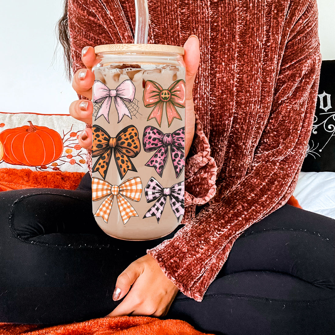 Fall cottage core drinking container
Autumn romantic style tumbler
Pink fall aesthetic glass cup
Orange autumn bow drinkware