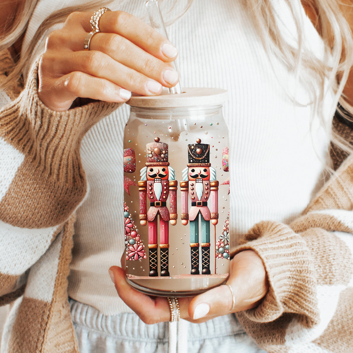 Reusable Christmas tumbler with bamboo lid - Nutcracker boho holiday design
Christmas kitchen gift - floral boho Nutcracker tumbler with glitter tree