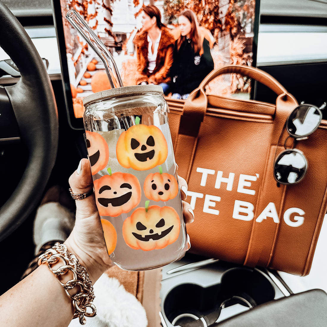 Cute fall decor
Halloween gift
Autumn home accessories
Jack o lantern glass