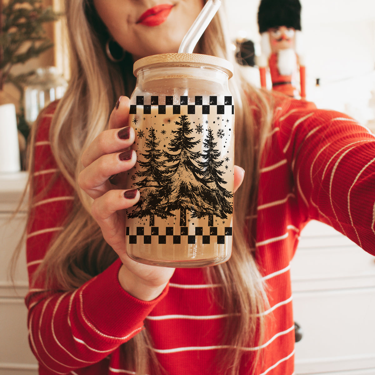 Christmas hostess gifts vintage glass tumbler 17oz - Retro tree holiday coffee cup bamboo lid - Checkered drinkware
17oz retro Christmas coffee tumbler glass - Vintage tree holiday kitchen gifts bamboo lid straw - Checkered design