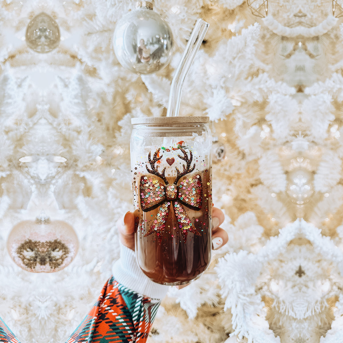 Holiday drinkware gifts glass cup 17oz - Christmas glitter sequin reindeer bow coffee tumbler bamboo lid - Sparkly accessories