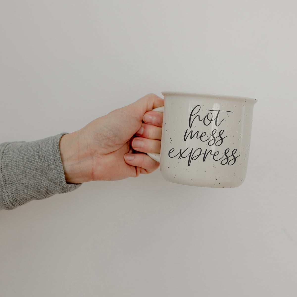 funny ceramic coffee cup
modern mom humor mug
hot mess mama coffee cup
