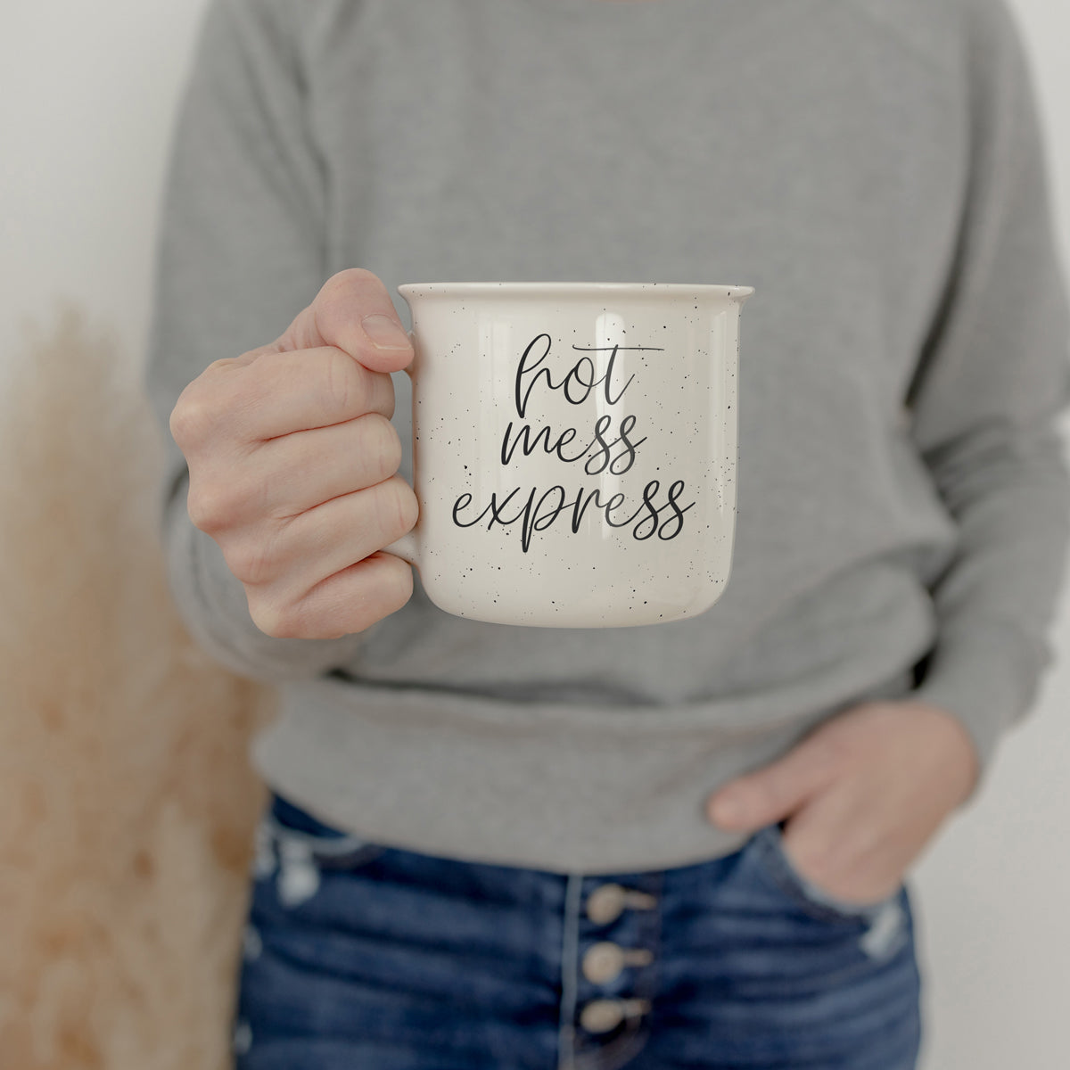 funny mom gift mug
hot mess coffee lover cup