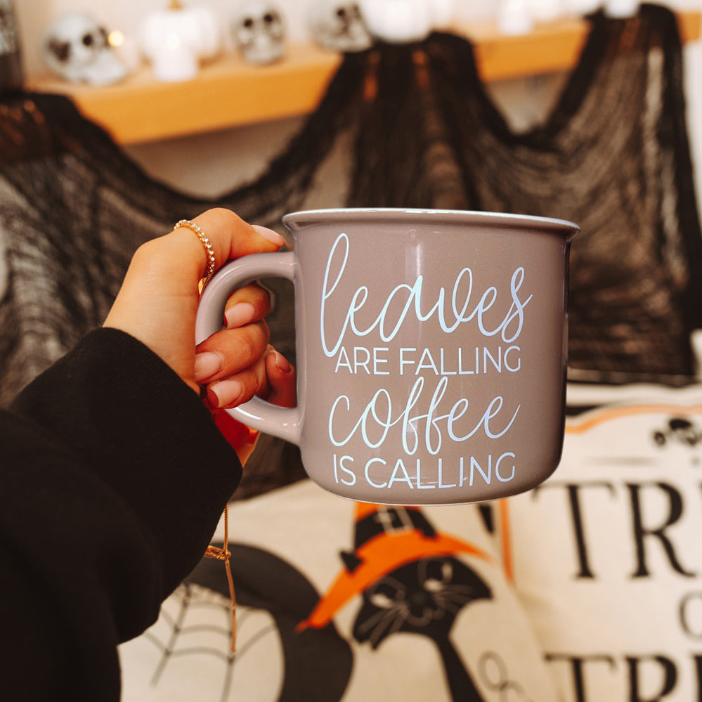 Autumn coffee quote mug
Fall coffee addict cup
Coffee and leaves mug
Autumn coffee lover gift